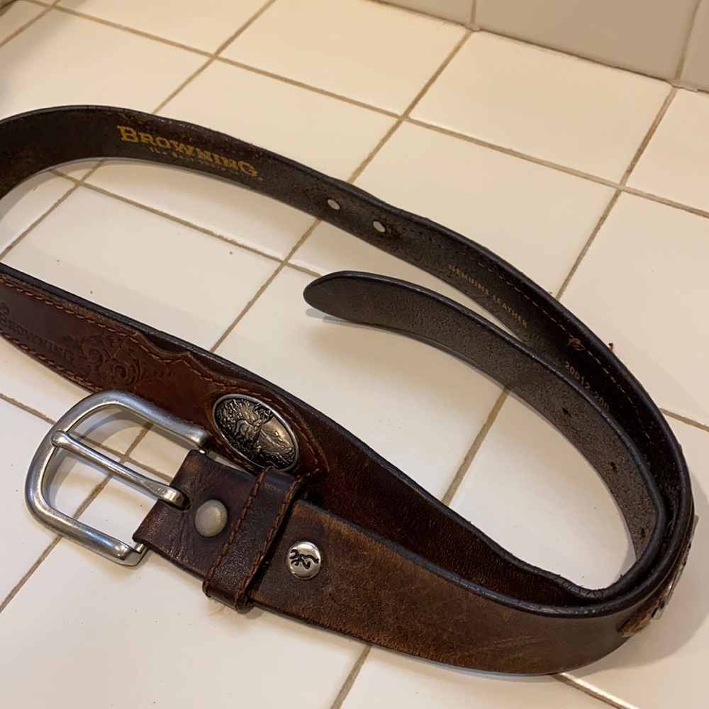 Belt brown color Browning with decor size 34 pre-owned